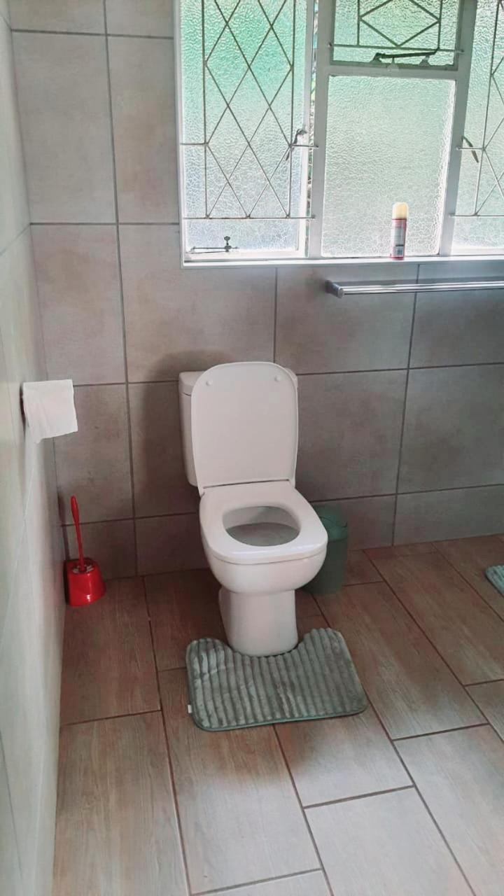 Secret Guest House Pietermaritzburg Luaran gambar