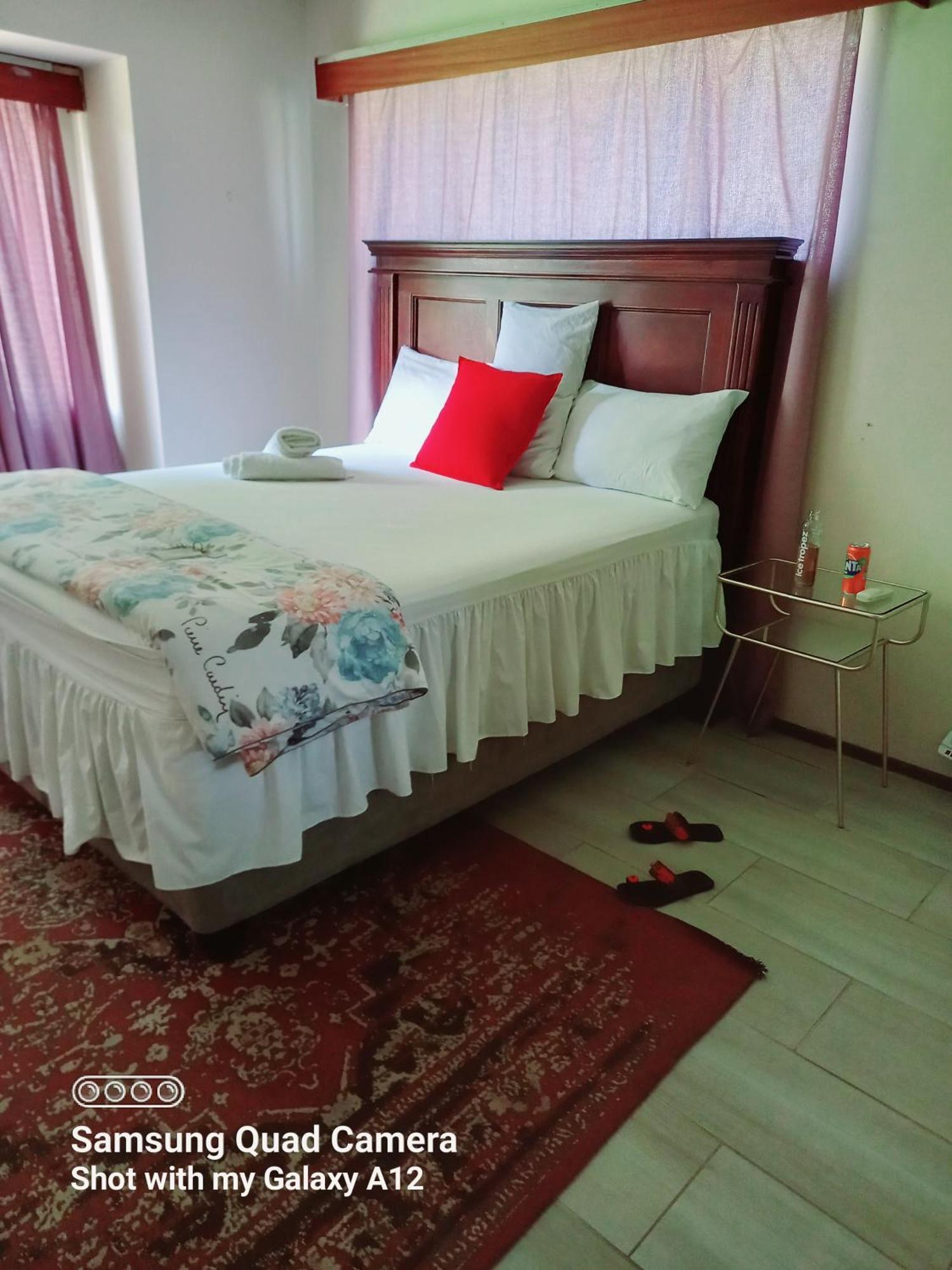 Secret Guest House Pietermaritzburg Luaran gambar