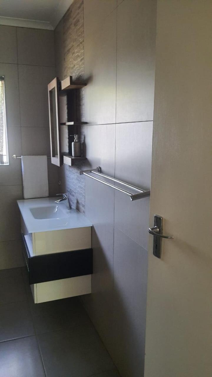 Secret Guest House Pietermaritzburg Luaran gambar