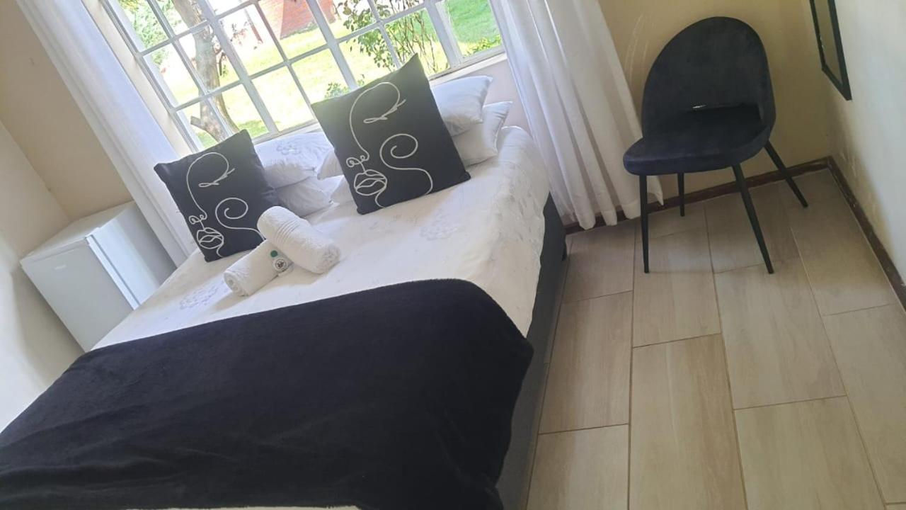 Secret Guest House Pietermaritzburg Luaran gambar